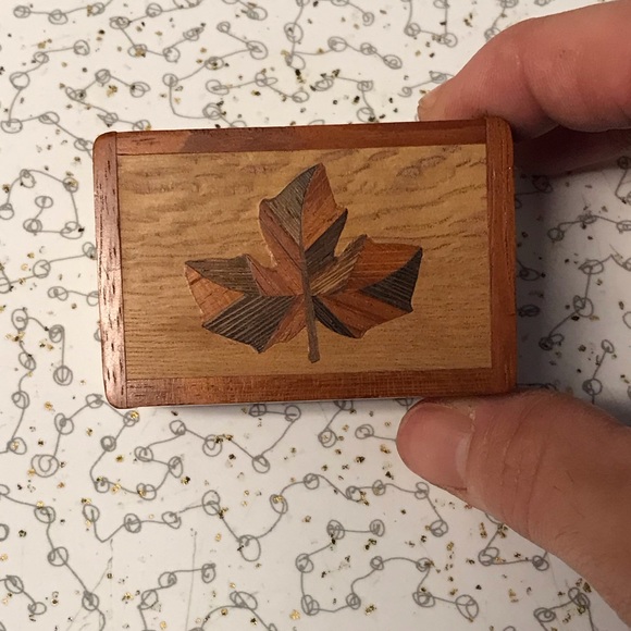 Wooden Box Canada - Picture 9 of 9